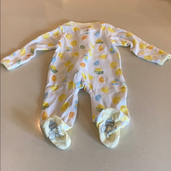 Burts Bee’s Onesie - Picture 3 of 3